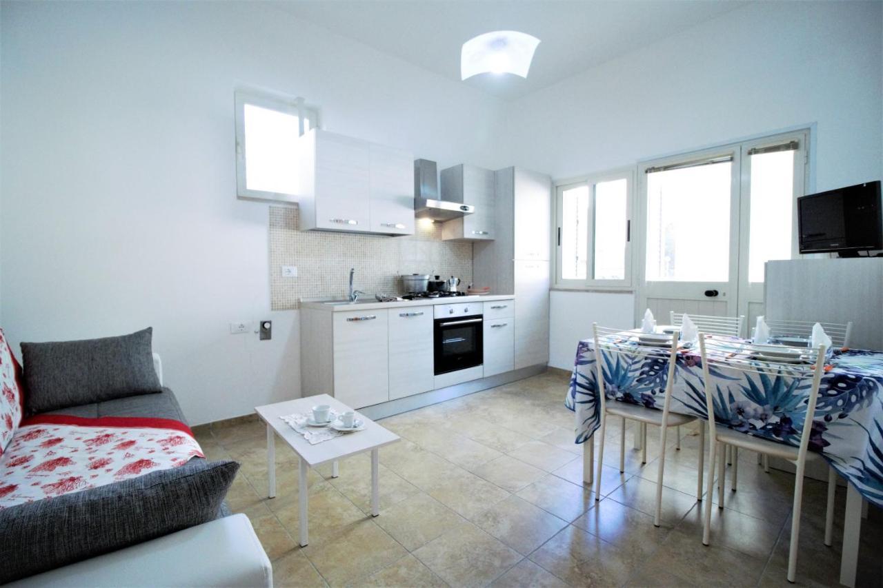 Holidaycasa Sebastiano - Grazioso Bilocale A 150 Mt Dal Mare Sperlonga Exterior photo